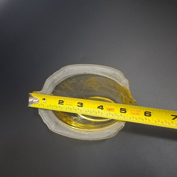 Anchor Hocking Princess Yellow Glass Creamer With Embossed Design Vintage - Picture 5 of 15